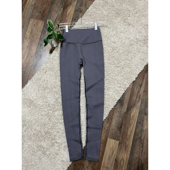 Fabletics XS Iron Hazy Iris High Waisted Versatile Seamless Rib Leggings NWT - Picture 3 of 7